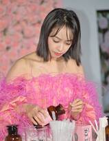 四川老熟妇乱子xx性bbw：四川经典风俗揭秘：从老熟妇到XX性BBBW的独特文化